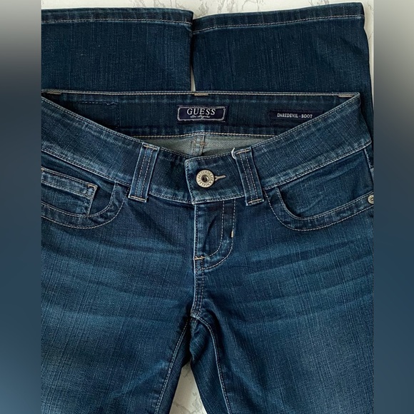 🌸 Guess jeans, 2 pairs, US size 26 - Picture 4 of 9